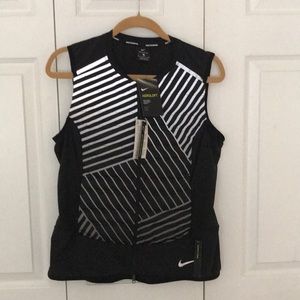 New Nike Aeroloft ventilated running vest  M